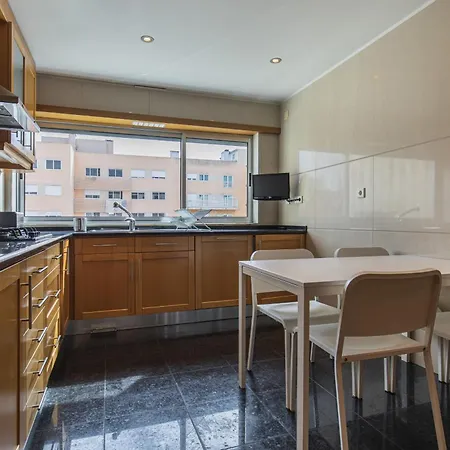 Apartment 2 Bedroom Large By Innkeeper *