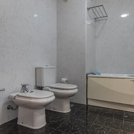 2 Bedroom Large By Innkeeper Apartment Lissabon