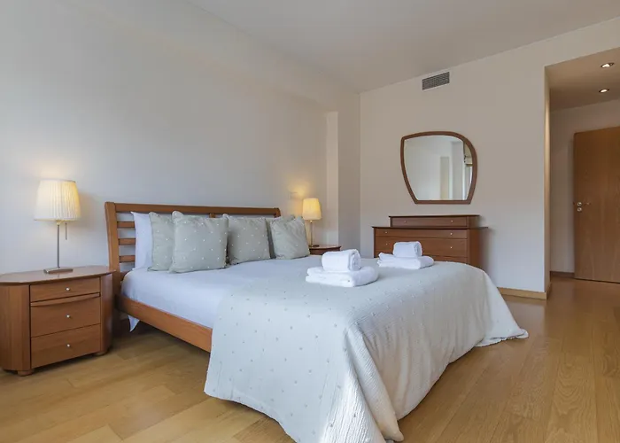 דירה 2 Bedroom Large By Innkeeper *