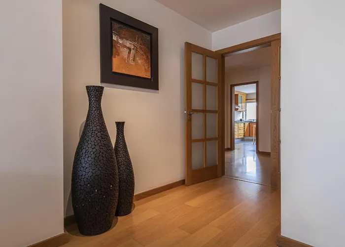 2 Bedroom Large By Innkeeper דירה