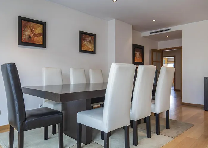 2 Bedroom Large By Innkeeper ליסבון