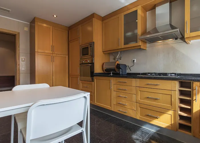 דירה 2 Bedroom Large By Innkeeper *